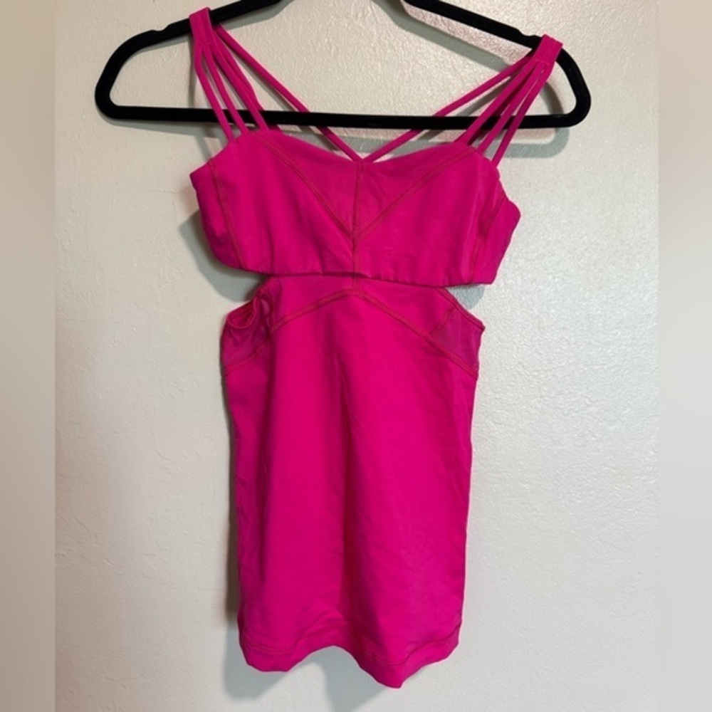 Lululemon tank top